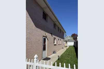 4536 N Larkin St #4538, Shorewood, WI 53211 - Photo 2