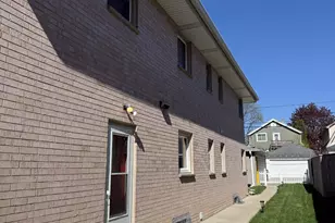 4536 N Larkin St, Shorewood, WI 53211 - Photo 2
