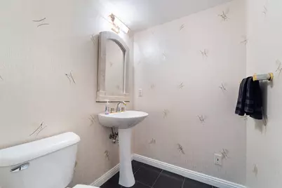 9840 N Otto Rd, Mequon, WI 53092 - Photo 16