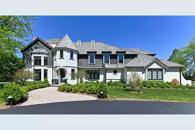 134 E Trillium Ct, Mequon, WI 53092 - Photo 1