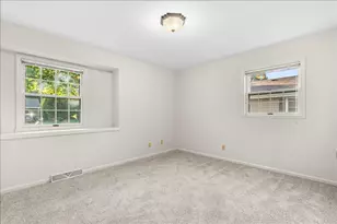 W71N980 Harrison Ave, Cedarburg, WI 53012 - Photo 30
