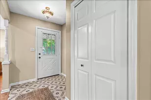 W71N980 Harrison Ave, Cedarburg, WI 53012 - Photo 4