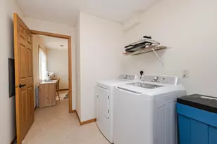 984 Spring Ct, Newburg, WI 53095 - Photo 16