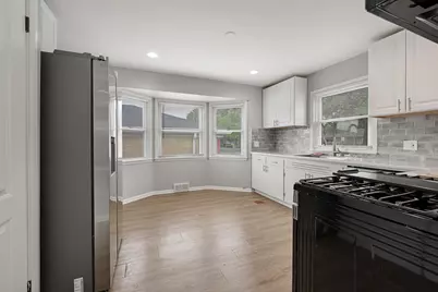 3946 N 63rd St, Milwaukee, WI 53216 - Photo 14