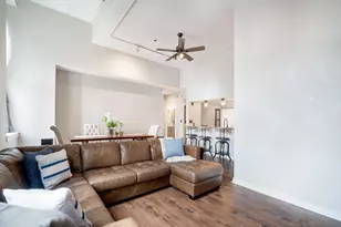 234 N Broadway, Milwaukee, WI 53202 - Photo 4