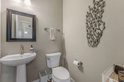 21975 W North Ave, Brookfield, WI 53045 - Photo 20