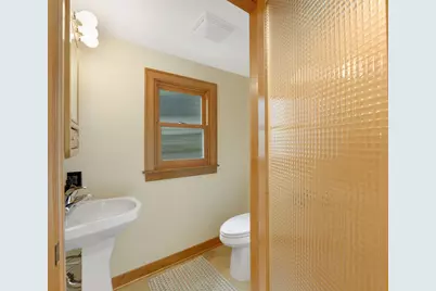 3061 N Gordon Cir, Milwaukee, WI 53212 - Photo 14
