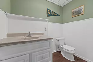 N60W23922 Butternut Ln, Sussex, WI 53089 - Photo 28