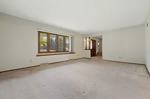 4217 Harvest Ln, Racine, WI 53402 - Photo 6