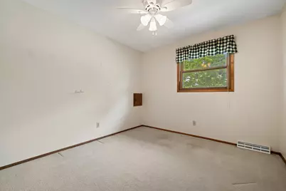 4217  Harvest Ln, Racine, WI 53402 - Photo 34