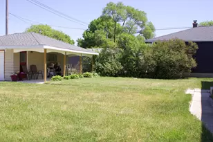 6650 W Clovernook Ct, Milwaukee, WI 53223 - Photo 30