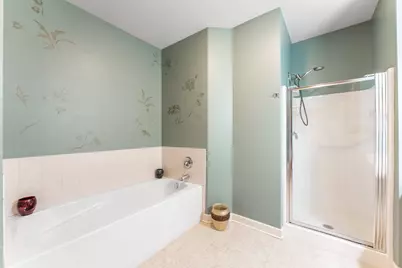 4120 S Lake Dr #367, Saint Francis, WI 53235 - Photo 12