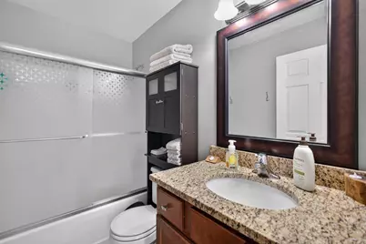 W168N11065  Ashbury Cir #8, Germantown, WI 53022 - Photo 16