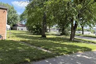 4656 N 21st St, Milwaukee, WI 53209 - Photo 4