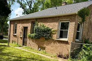 4656 N 21st St, Milwaukee, WI 53209 - Photo 2