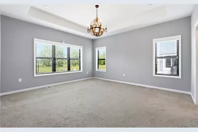 10163 S Woodside Ct, Franklin, WI 53132 - Photo 24