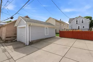 810 E Lincoln Ave, Milwaukee, WI 53207 - Photo 34