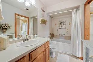 W190N16180 Andrea Way, Jackson, WI 53037 - Photo 14