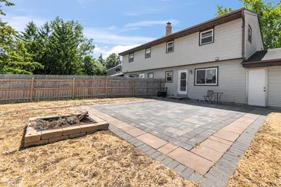 W157N11054  Tinkers Ct, Germantown, WI 53022 - Photo 2