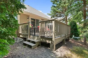 315 Endfield Cir, Waukesha, WI 53186 - Photo 18