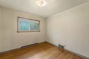 13955 Marcella Ave, Elm Grove, WI 53122 - Photo 12