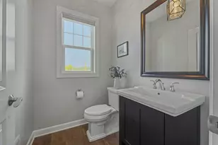 W79N423 Ridgeway Ln, Cedarburg, WI 53012 - Photo 22