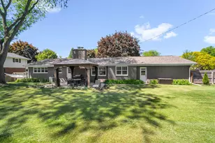 N97W15817 Burr Oak Rd, Germantown, WI 53022 - Photo 26