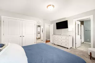 N97W15817 Burr Oak Rd, Germantown, WI 53022 - Photo 12