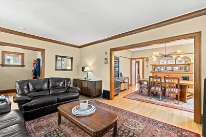 2130 N 62nd St, Wauwatosa, WI 53213 - Photo 12