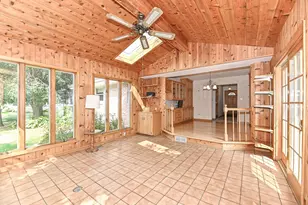 18571 W Hillcrest Dr, New Berlin, WI 53146 - Photo 16