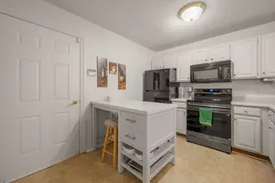 590 Pewaukee Rd, Pewaukee, WI 53072 - Photo 10