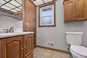 6520 N 54th St, Milwaukee, WI 53223 - Photo 12