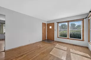 6520 N 54th St, Milwaukee, WI 53223 - Photo 4