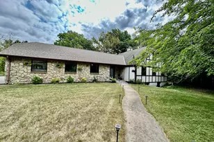 1894 Annette Ct, Trenton, WI 53090 - Photo 2