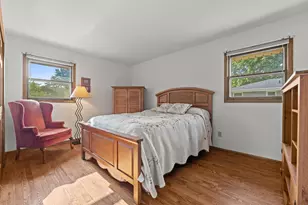 4972 S 65th St, Greenfield, WI 53220 - Photo 24