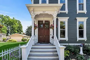 1037 College Ave, Racine, WI 53403 - Photo 4