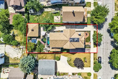 1037  College Ave, Racine, WI 53403 - Photo 30
