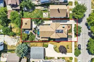 1037 College Ave, Racine, WI 53403 - Photo 30