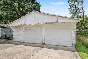405 Jackson St, Fort Atkinson, WI 53538 - Photo 2