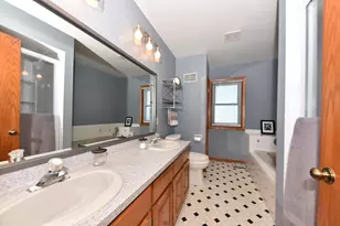 4435 W Terry Ave, Brown Deer, WI 53223 - Photo 16