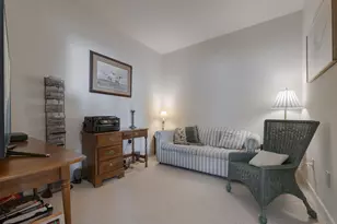 4120 S Lake Dr, Saint Francis, WI 53235 - Photo 10