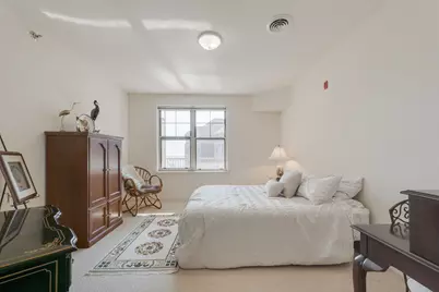 4120 S Lake Dr, Saint Francis, WI 53235 - Photo 4
