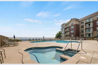 4120 S Lake Dr, Saint Francis, WI 53235 - Photo 14