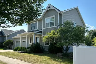 6115 Sledding Pkwy, Madison, WI 53558 - Photo 2
