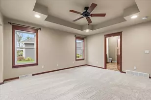 453 Western Ct, West Bend, WI 53095 - Photo 20
