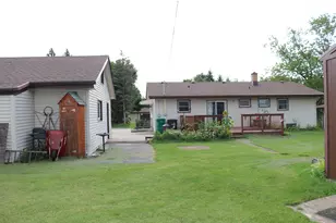 N94W16478 Cumberland Rd, Menomonee Falls, WI 53051 - Photo 14