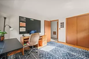 10105 W Terra Ave, Milwaukee, WI 53224 - Photo 16