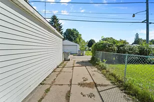 5070 N 20th St, Milwaukee, WI 53209 - Photo 16