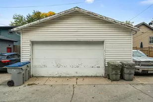 3439 S Clement Ave, Milwaukee, WI 53207 - Photo 26