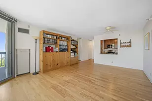 1660 N Prospect Ave, Milwaukee, WI 53202 - Photo 8